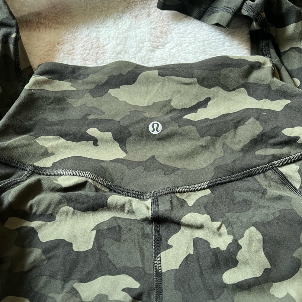 Lululemon Camouflage Leggings